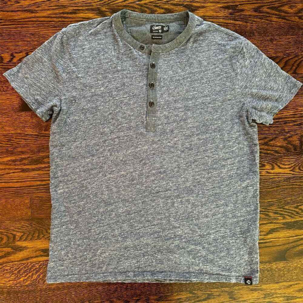 Men's Short Sleeve Henley T-Shirt Blue Size M Casual Crew Neck